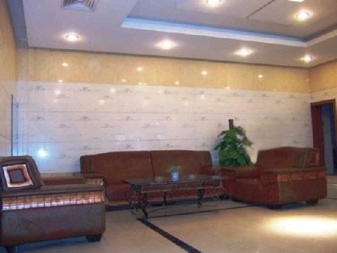 7Days Inn Guilin Railway Station Экстерьер фото